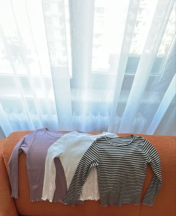 Set bluze H&m mas 122-128 ca noi