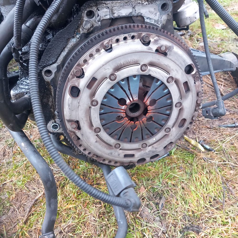 Volanta masa dubla vw t5 1.9 tdi,chit ambreaj