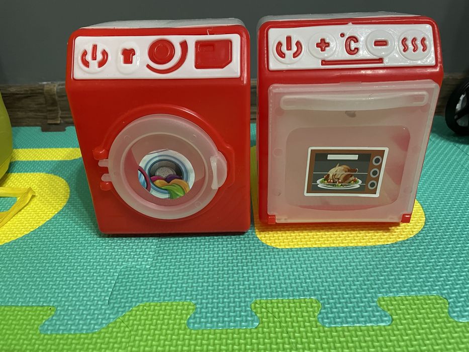 Играчки за момиче