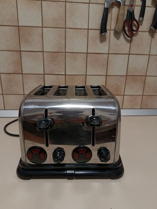 Prăjitor de pâine dublu