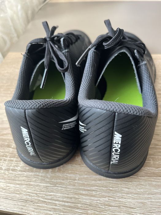 Маратонки Nike Mercurial-38.5