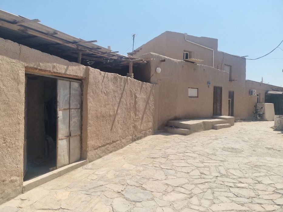 Ичан калада уй сотилади