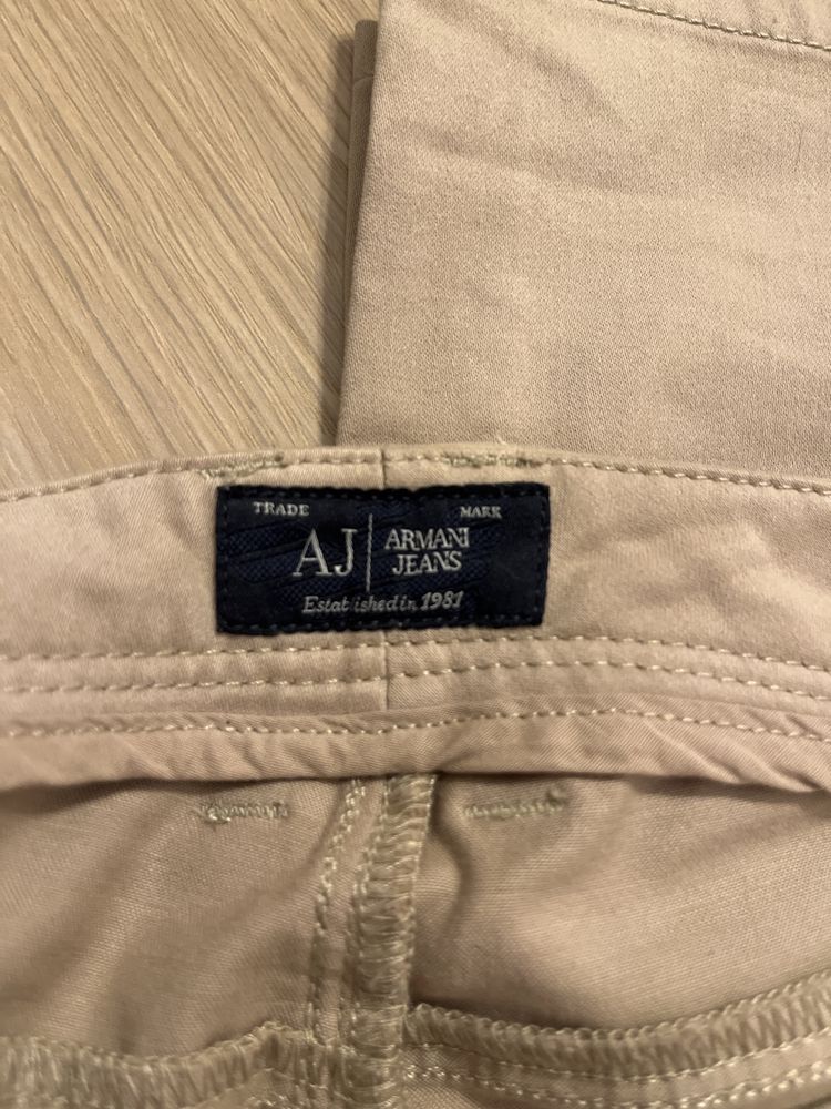 Оригинален панталон Armani Jeans, 29н