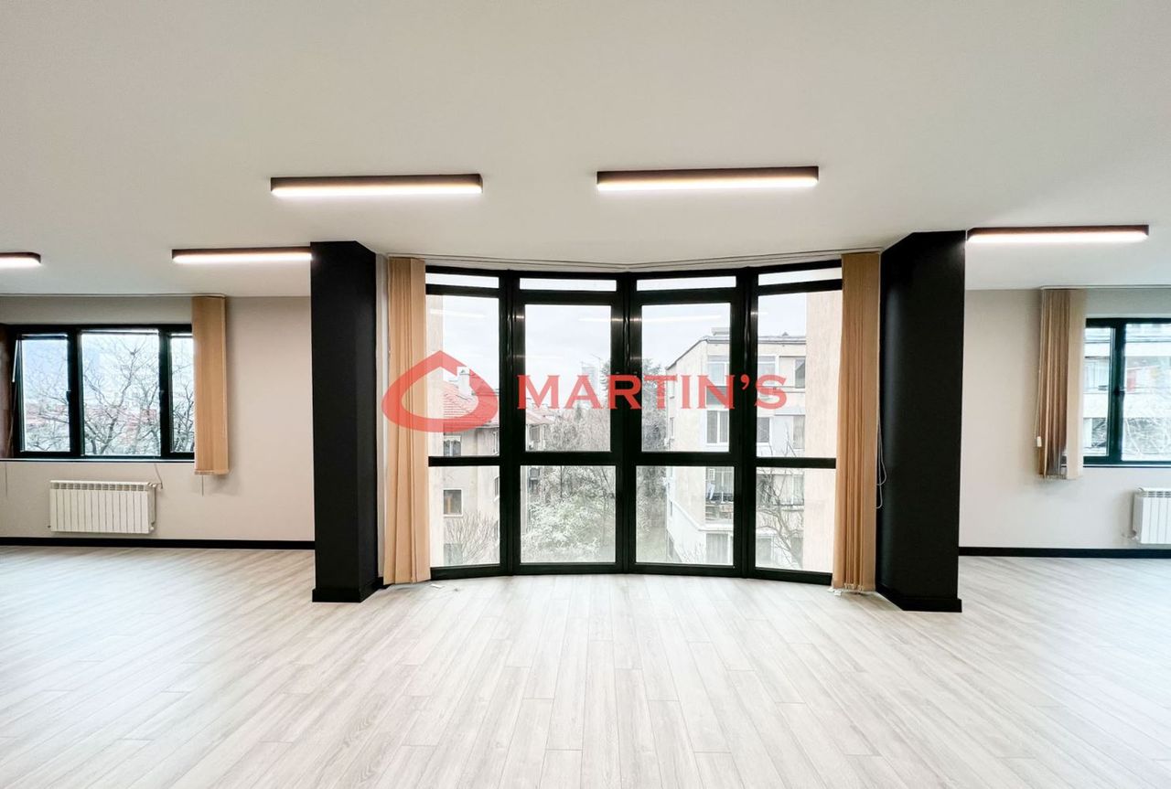 Дава се под наем Офис в София, Лозенец - 106 кв.м за 1180 € - Снимка #2