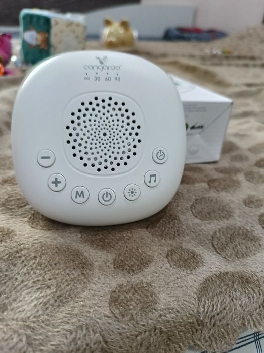 Уред за бял шумм