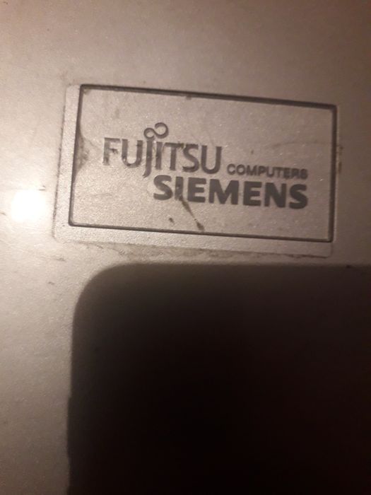 Laptop Fujitsu Siemens