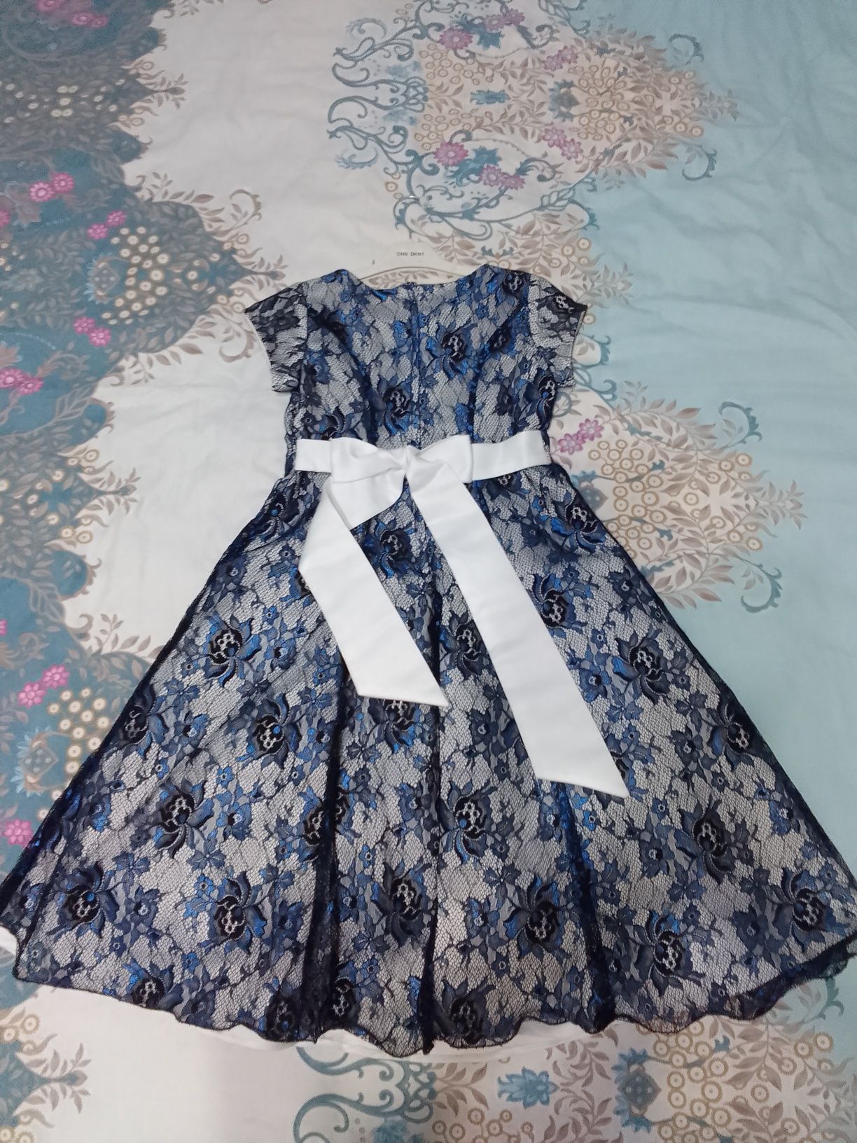 Бальное платье на девочку 8-11 лет за 3000 тенге