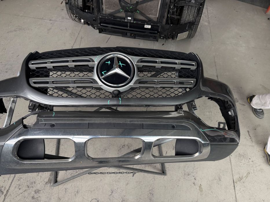 Предна и задна брони Мерцедес GLS Х167
