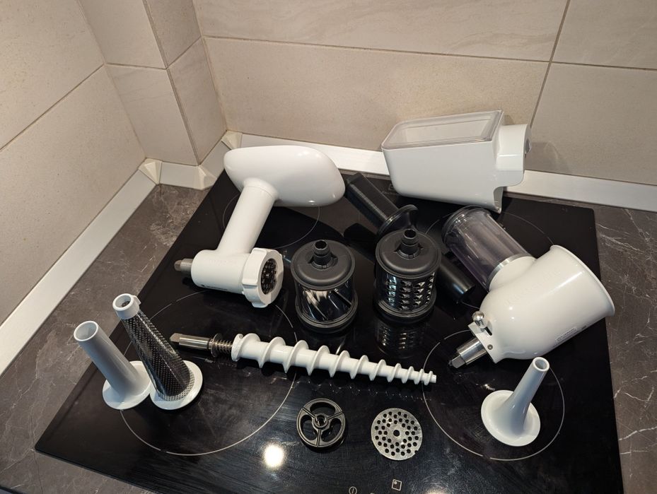 KitchenAid - 3 accesorii (tocat, stors, mărunțit, feliat)