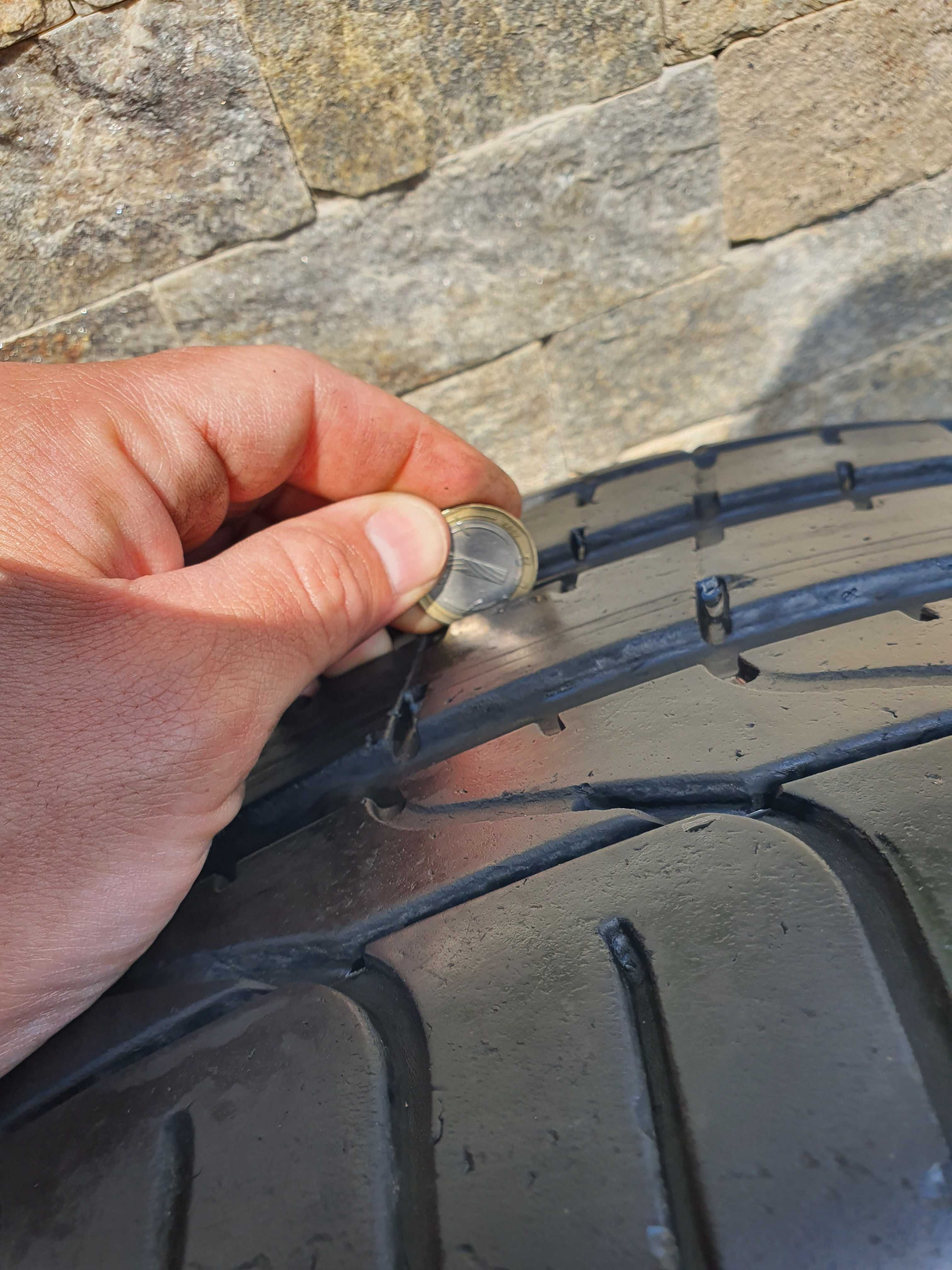 Летни гуми Pirelli P Zero 255/40/19 100Y