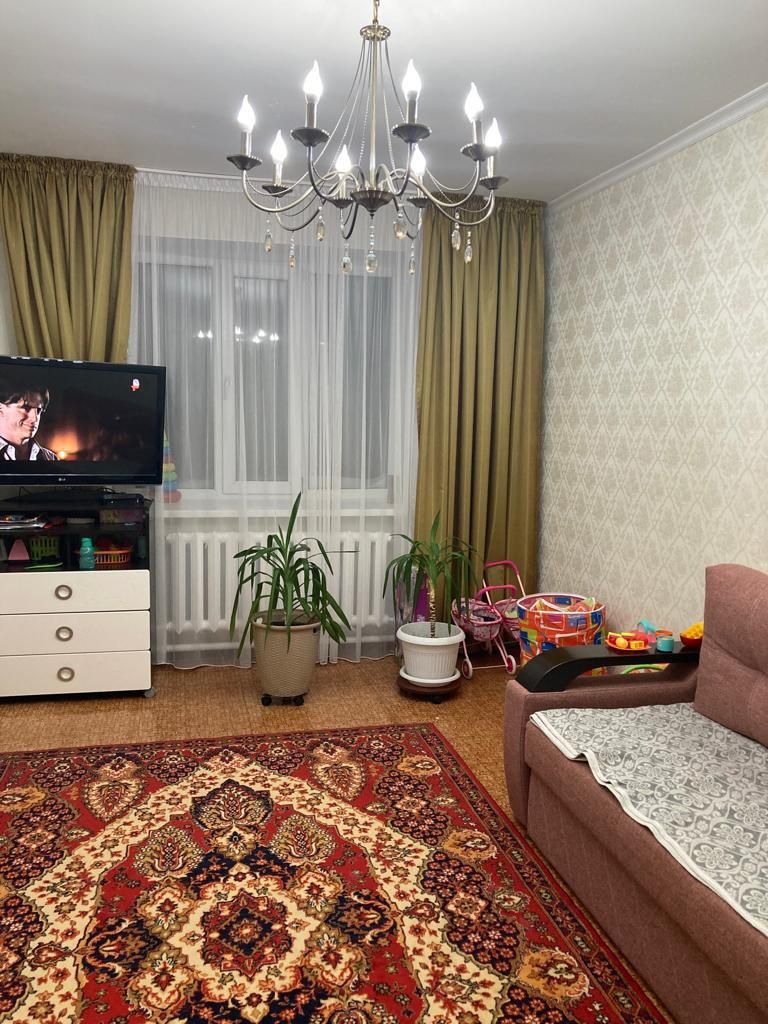 Продается дом,вместе с машиной (поселок Бештамак)