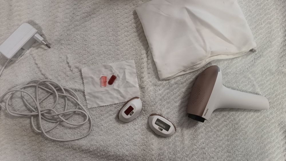 Фотоепилатор PHILIPS LUMEA BRI921/00