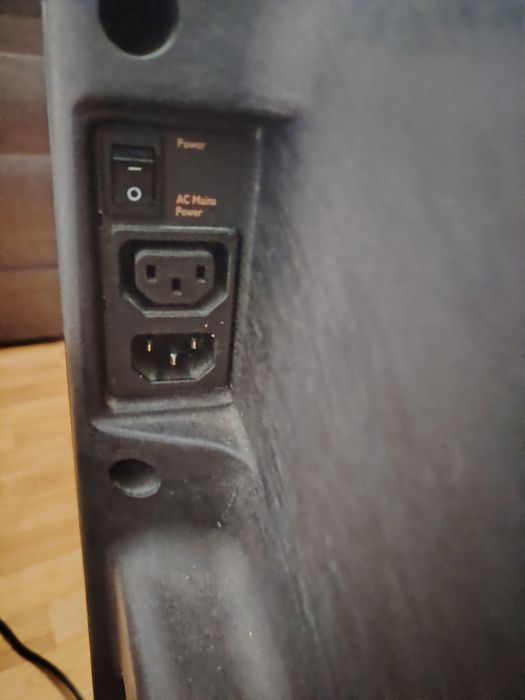 Vând boxă activa jbl eon 15 Pak 800 e made in USA