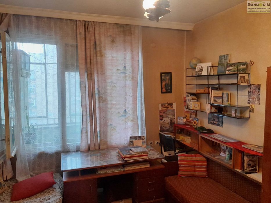 Тристаен апартамент в района на Езиковата гимназия, гр.Монтана