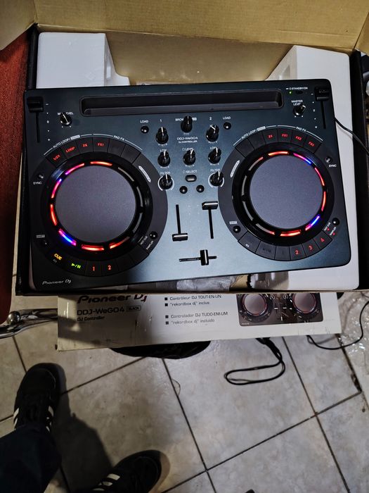 DJ контролер Pioneer - DDJ-WEG04
