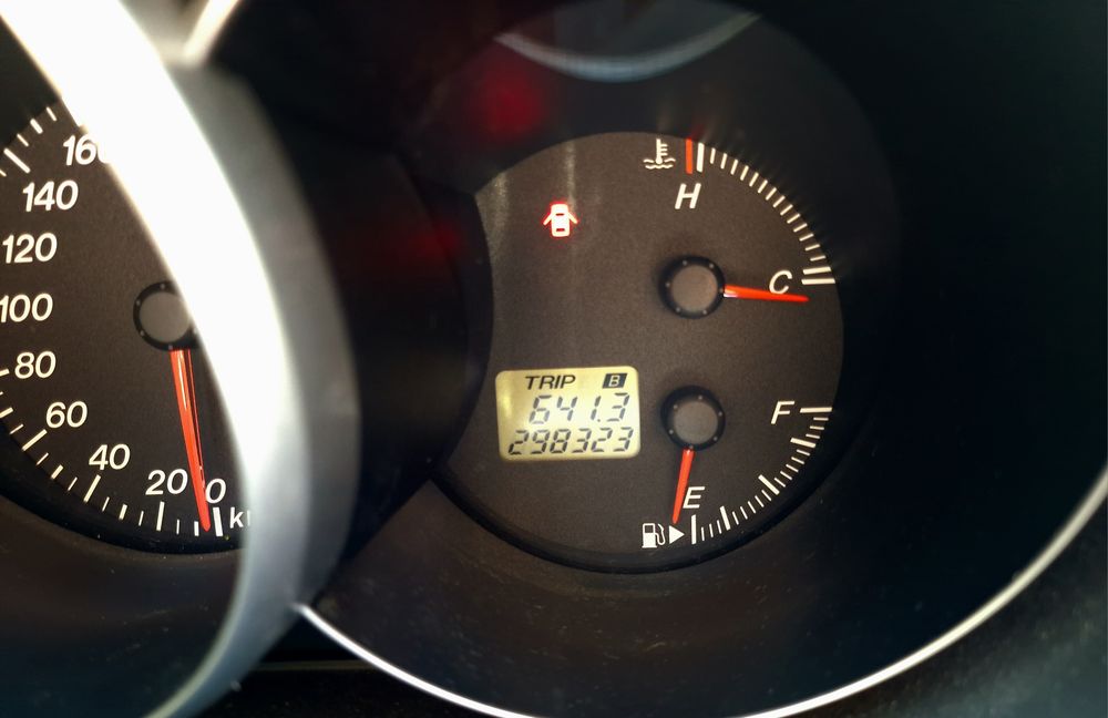 Maza 3 anul 2005 de vânzare