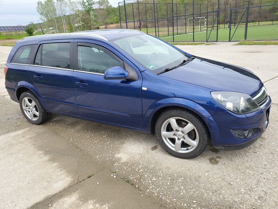 Opel astra h 1.7 facelift 2010