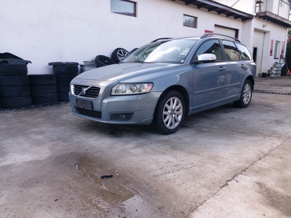 Lonjeron / Prag / Stalp VOLVO V50 Model 2004-2012 + Piese sh VOLVO V50