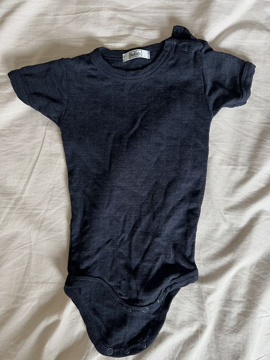 Боди за бебе мерино и коприна