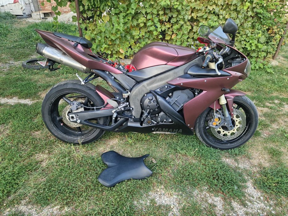 Vand Piese Yamaha YZF R1    2004
