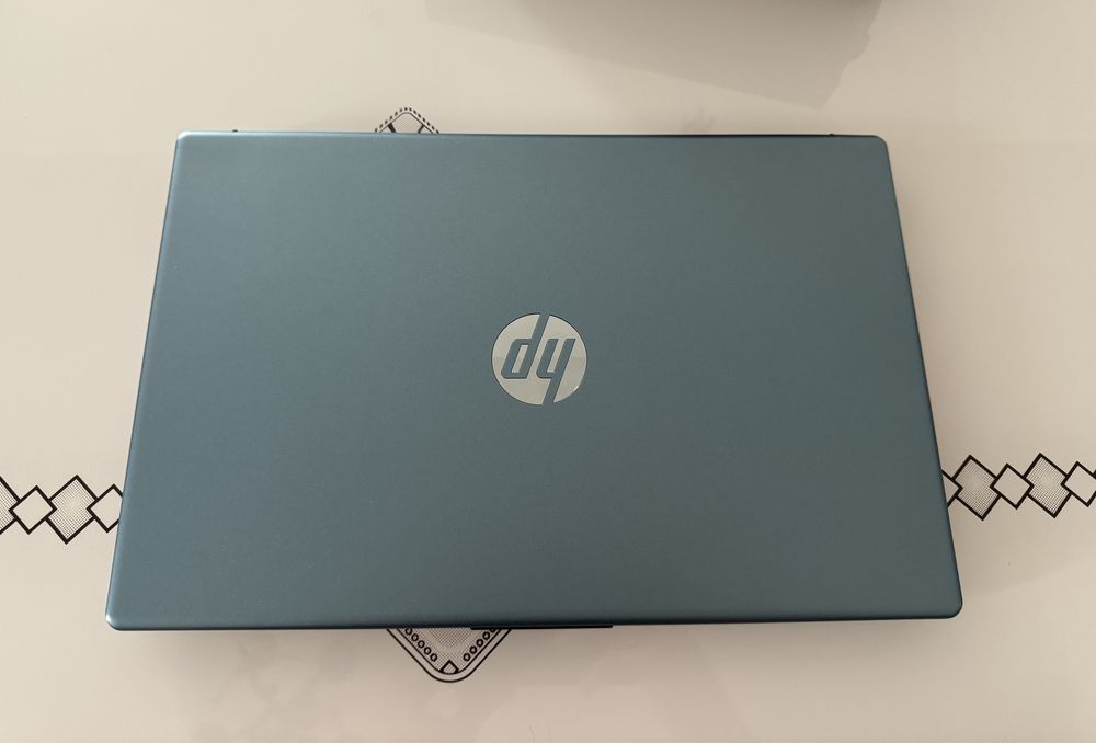 Laptop HP 15 Ryzen 7000