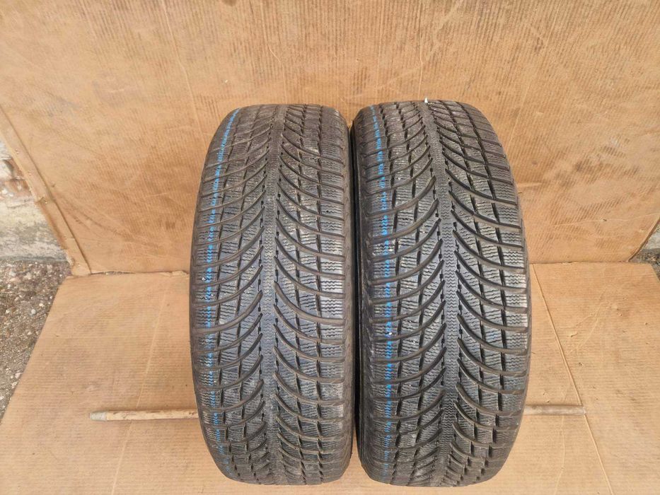 2 Michelin R17 235/65
Зимни гуми 
DOT3217