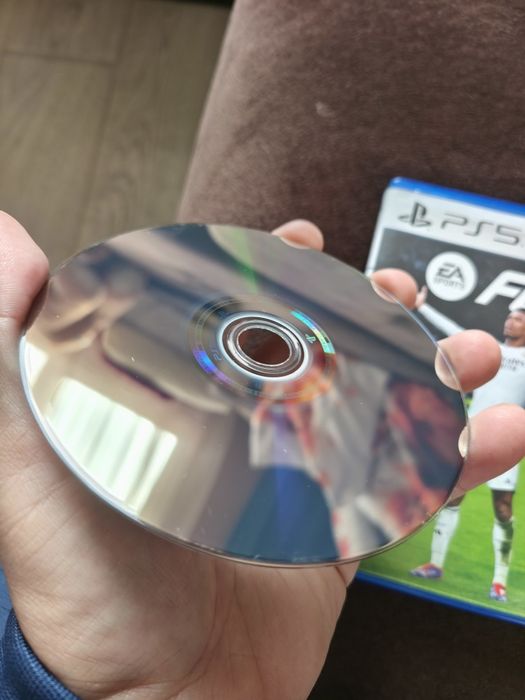 FC25 диска е в идеално състояние