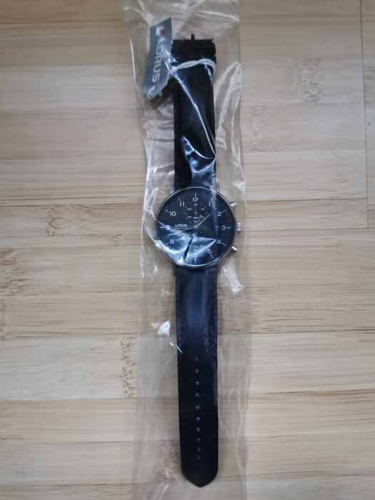 Ceas barbatesc Lorus RW409AX9, Quartz, 43mm, 5ATM, nou