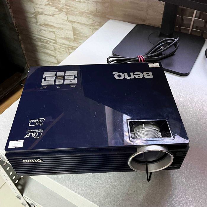 A21  Проектор BENQ MP721C  / sk149191