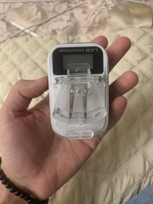 Универсальная зарядка лягушка