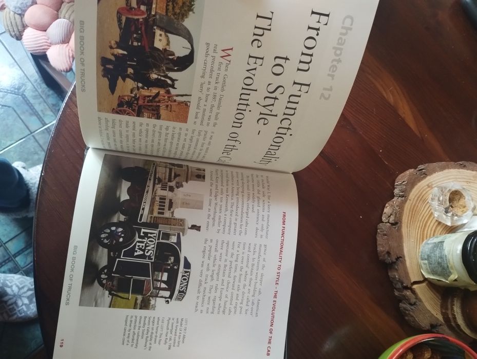 Book of trucks книга албум