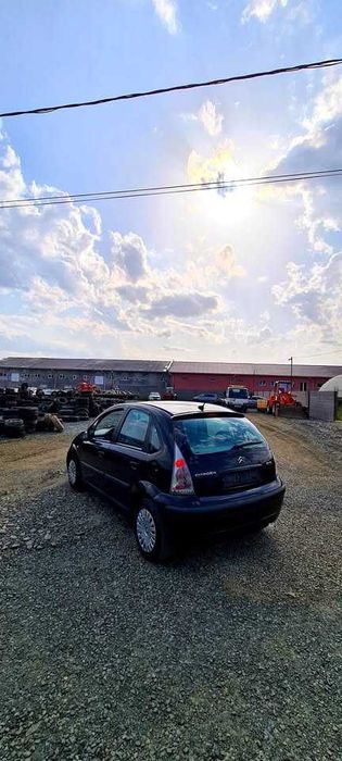Dezmembram Citroen C3 an 2004 motor 1.1 benzina