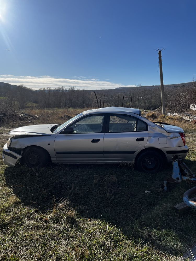 Hyundai Elantra 1.6 gl 2006