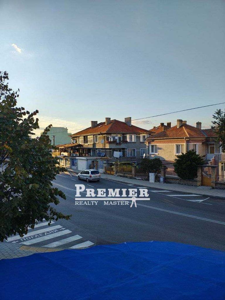 Продава се Четиристаен апартамент в Поморие - 146 кв.м за 1014 €/кв.м - Снимка #14