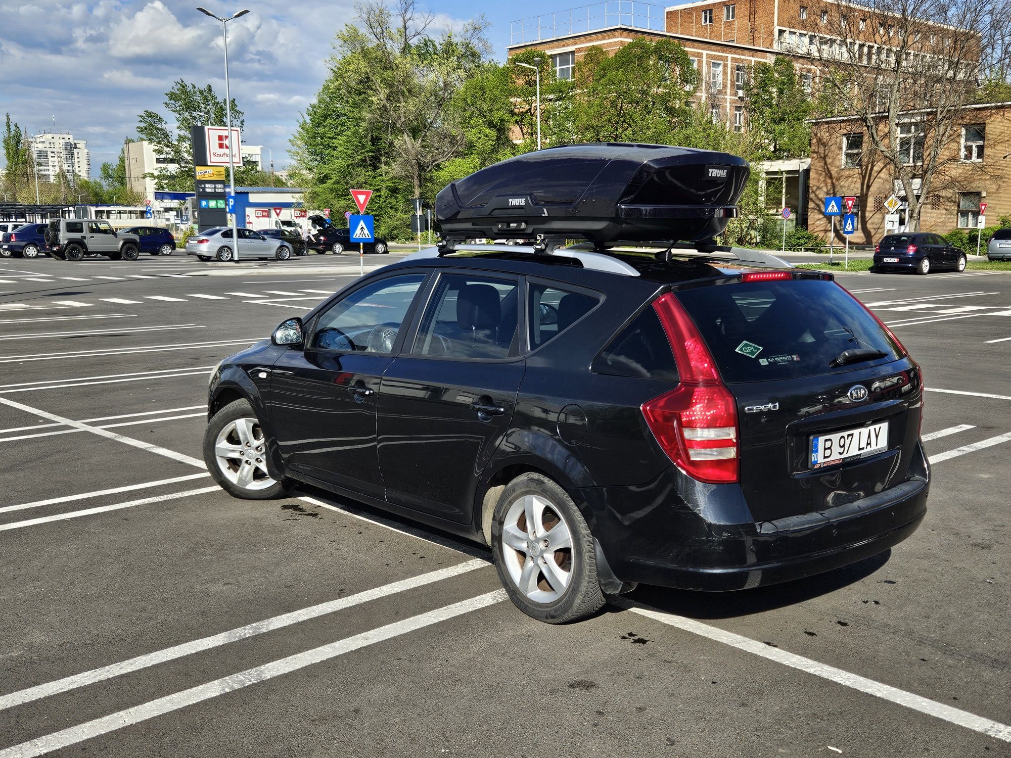 Kia CeeD 2009 1.4 benzina +GPL+cauciucuri vara+ camera marsarier