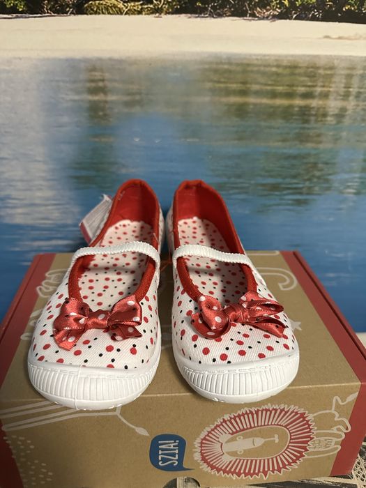 Нови пантофи MD - номер 30