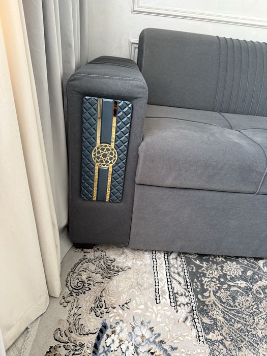 Срочно продается диван 4 метр