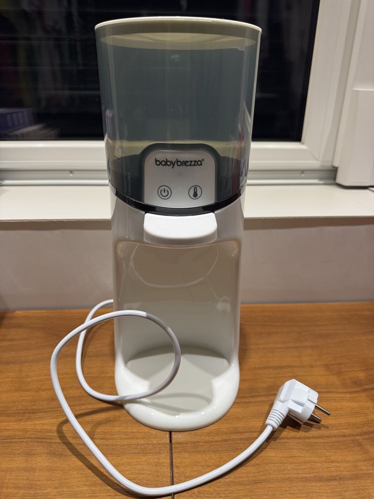 Baby Brezza Инстантен нагревател за вода Instant Warmer
