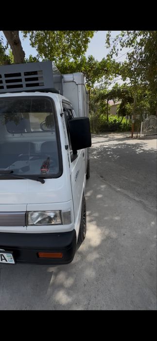 Labo korea 2019 refrijator propan zavodkoy pult 906 qoyilgan