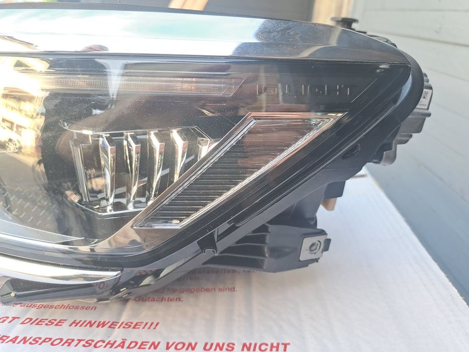 Ляв фар за Volkswagen PASSAT B8  MATRIX Full LED