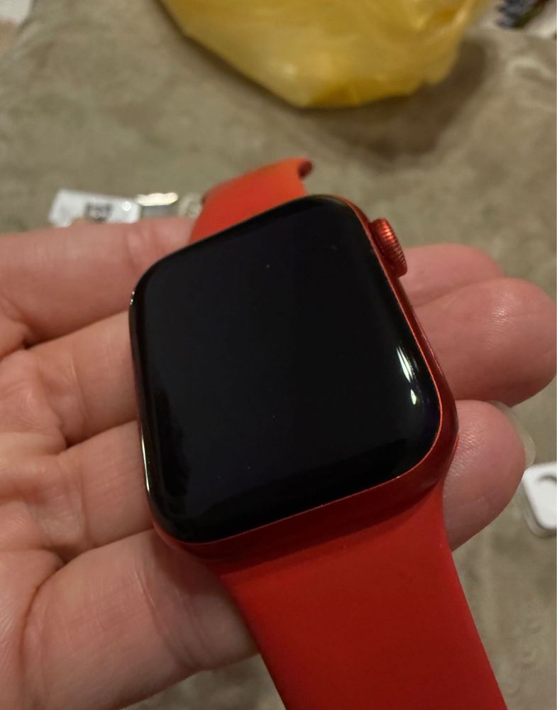 Часовник Apple 6