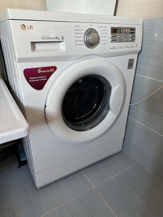 Продам стиральную машину LG на 6кг