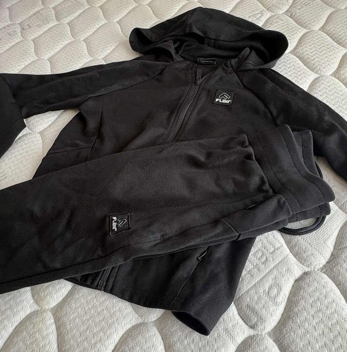 Спортен екип Flair (анцунг)