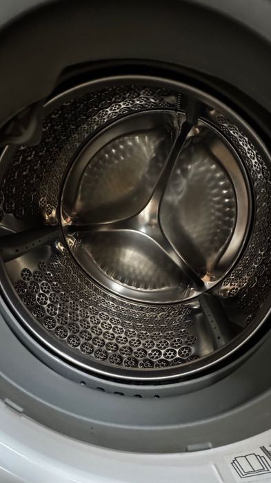 Комбинирана Пералня със сушилня за вграждане AEG-АЕГ 8/4 кг 1600 об/м