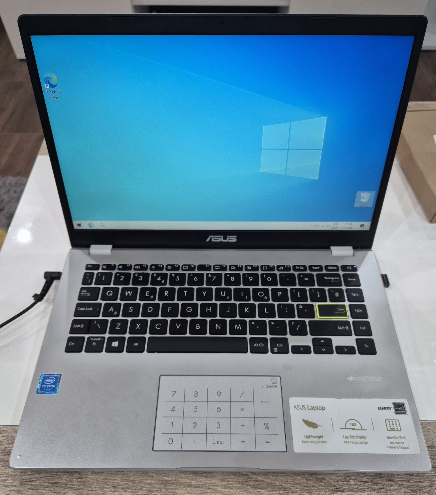 ASUS E410M, 14 инча, Intel Celeron