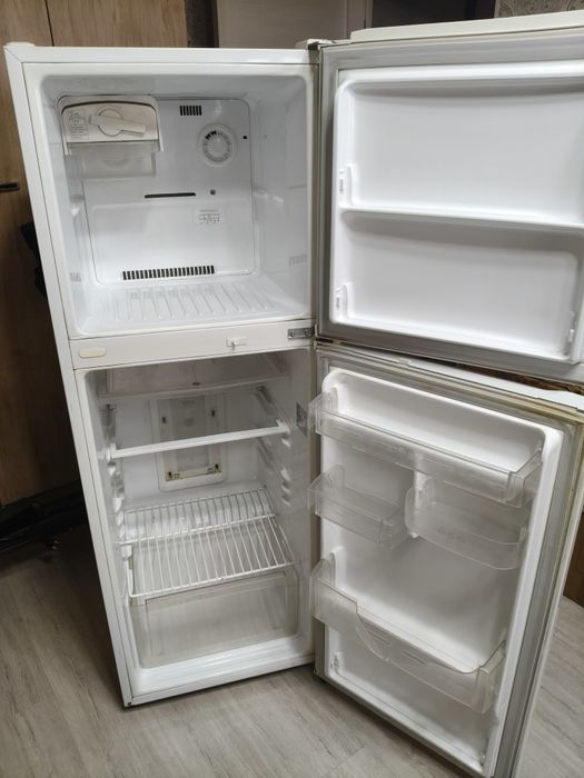 Продам холодильник LG GR-V272SC