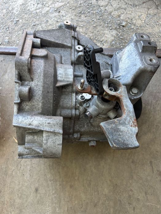 Скорости голф 5/vw cady 2.0SDI