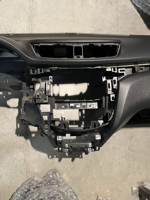 Plansa bord nissan qashqai xtrail