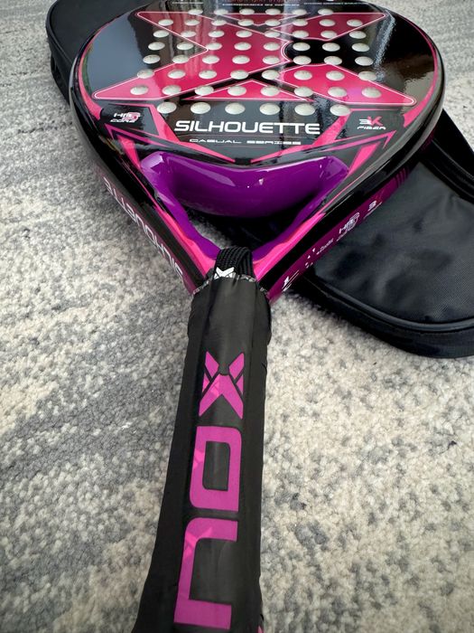 NOX Padel ракета с подарък 3 бели топки FILA