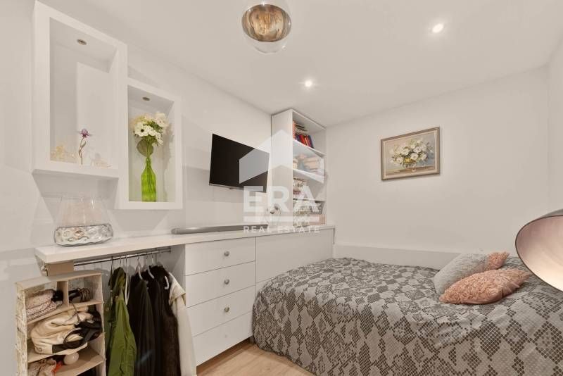 Едноетажна, ексклузивна, ремонтирана и обзаведена къща за продажба, с